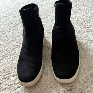 Vince Women’s Black Suede Newlyn High Top